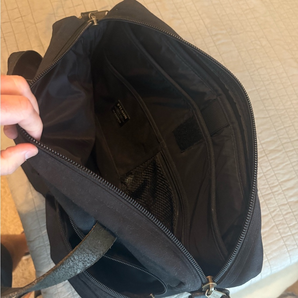 Filson Dryden briefcase - Picture 2 of 3